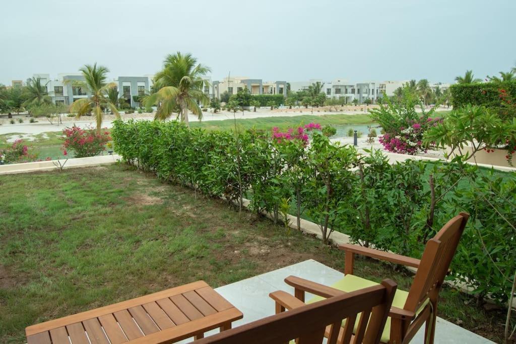 Stylish Townhouse Retreat In The Heart Of Salalah By Bespoke Holiday Homes Taqah Ngoại thất bức ảnh